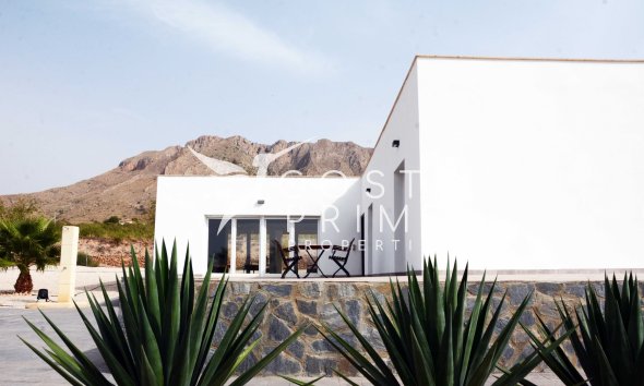 Resale - Villa  - Macisvenda