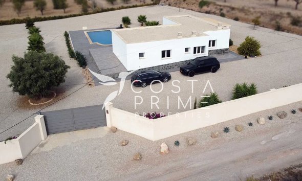 Resale - Villa  - Macisvenda