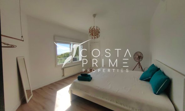 Odsprzedaż - Szalet - Calpe