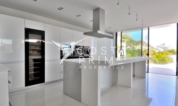 Resale - Villa  - Altea