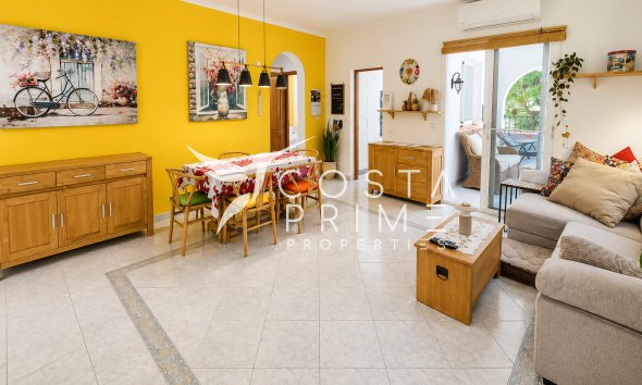 Resale - Villa  - Altea