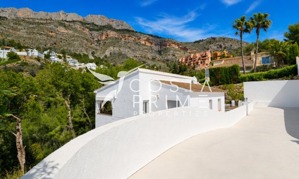 Resale - Villa  - Altea