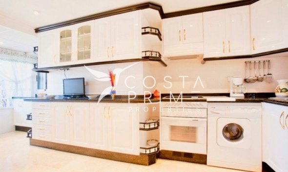 Resale - Apartment / Flat - Benidorm