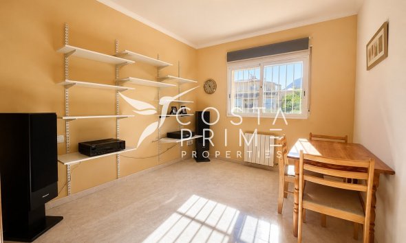 Resale - Townhouse / Semi - La Nucía