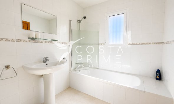 Resale - Townhouse / Semi - La Nucía