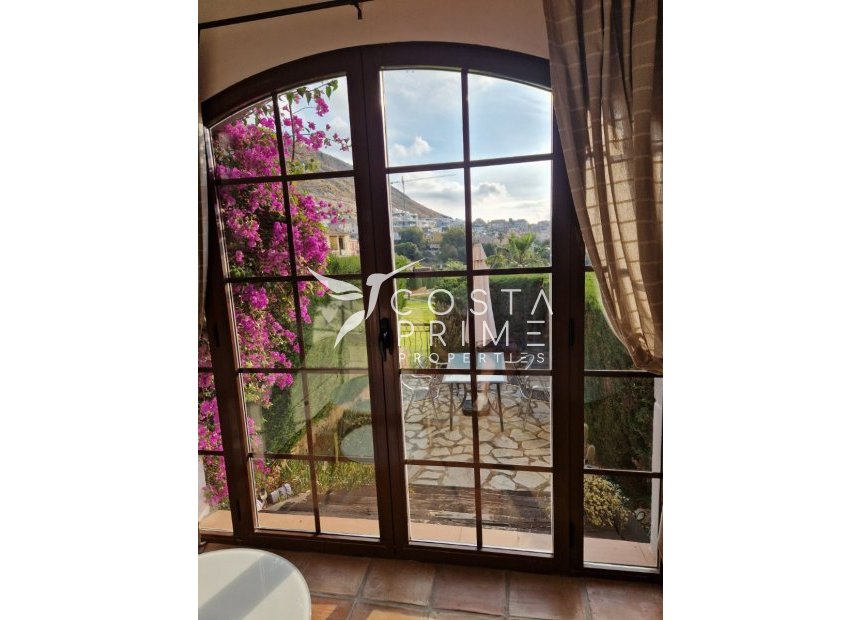 Resale - Apartment / Flat - Finestrat