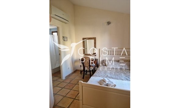 Resale - Apartment / Flat - Finestrat