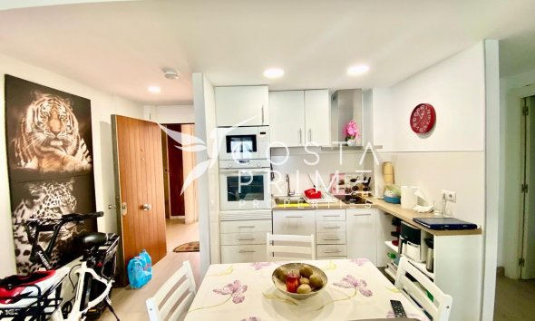 Resale - Apartment / Flat - Benidorm