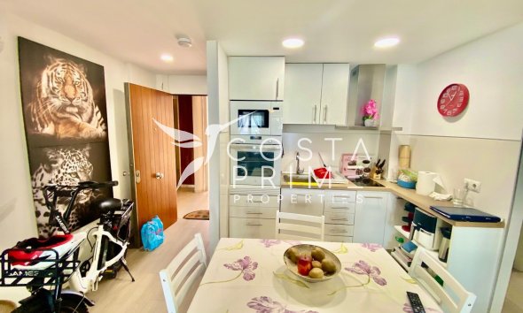 Resale - Apartment / Flat - Benidorm