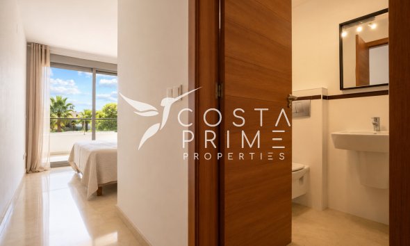 Újraértékesítés - Penthouse - Albir