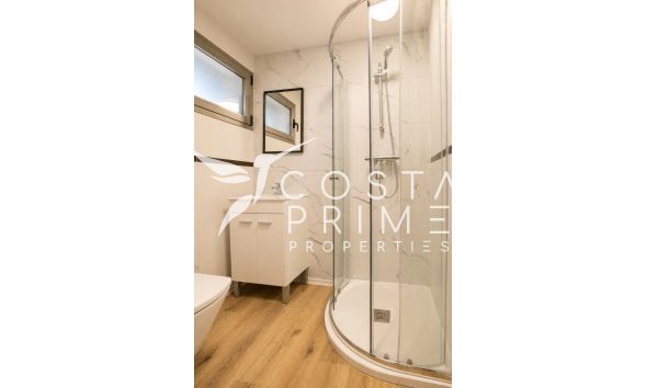 Újraértékesítés - Penthouse - Albir