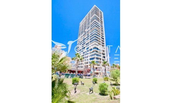 Resale - Apartment / Flat - Benidorm