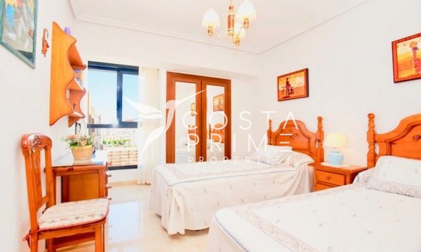 Resale - Apartment / Flat - Benidorm