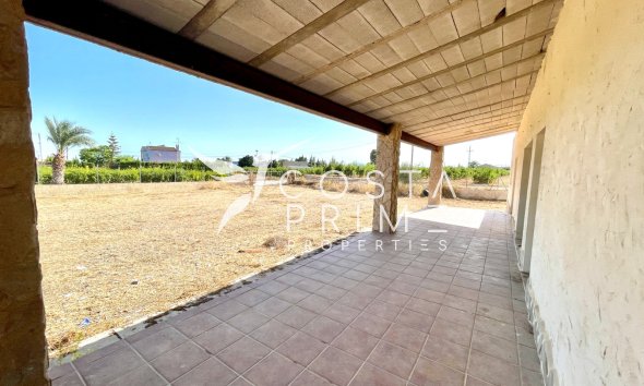 Reventa - Chalet / Villa - Elche