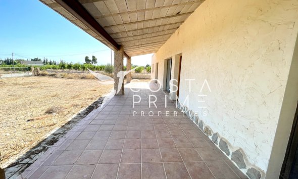 Reventa - Chalet / Villa - Elche
