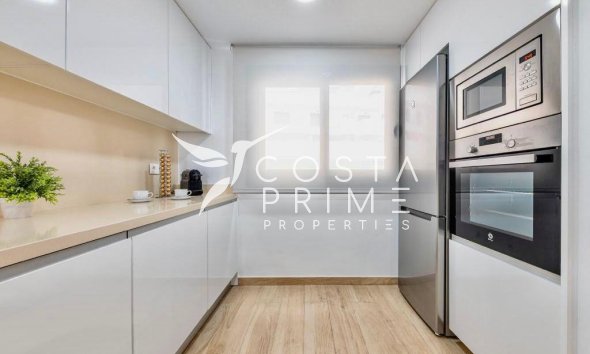Resale - Townhouse / Semi - Finestrat
