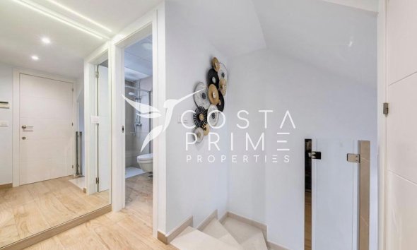 Resale - Townhouse / Semi - Finestrat