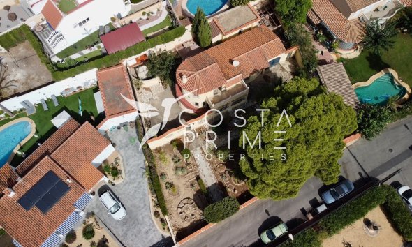 Resale - Villa  - La Nucía