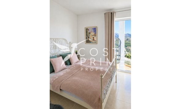 Újraértékesítés - Városháza / Semi - Callosa d'en Sarrià