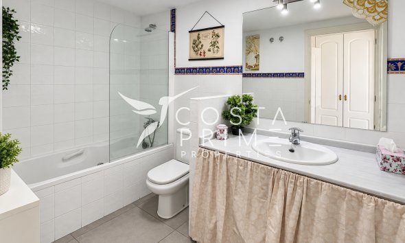 Resale - Townhouse / Semi - Finestrat