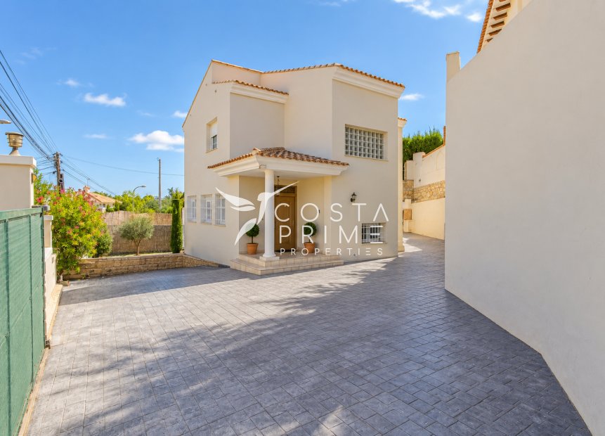 Resale - Villa  - La Nucía