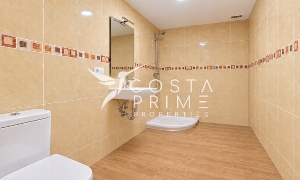 Resale - Villa  - La Nucía