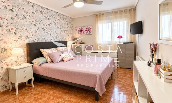 Resale - Apartment / Flat - Benidorm