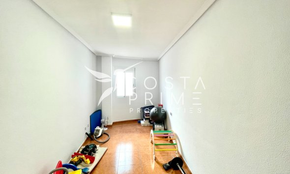 Reventa - Apartamento / Piso - Catral