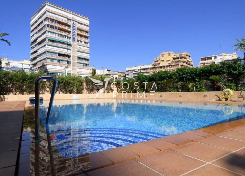 Újraértékesítés - Apartman / lakás - Benidorm