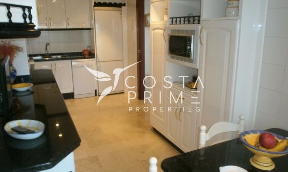 Resale - Apartment / Flat - Benidorm