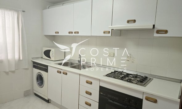 Resale - Apartment / Flat - Benidorm