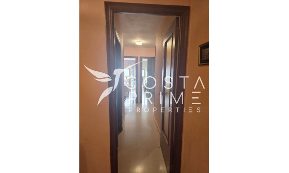 Resale - Apartment / Flat - Benidorm