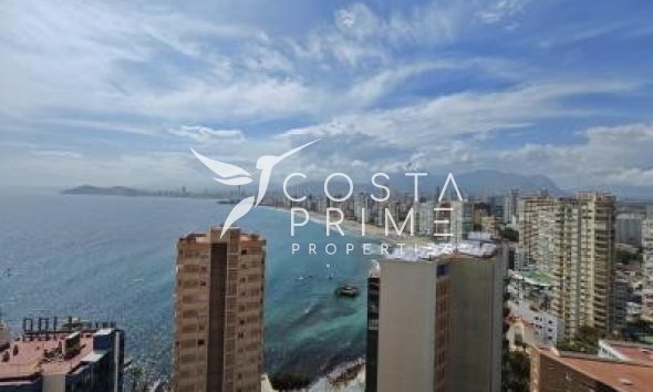 Resale - Apartment / Flat - Benidorm