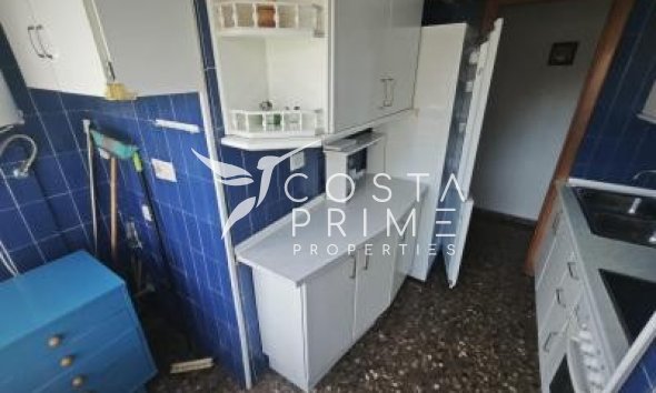 Resale - Apartment / Flat - Benidorm