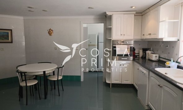 Resale - Apartment / Flat - Benidorm