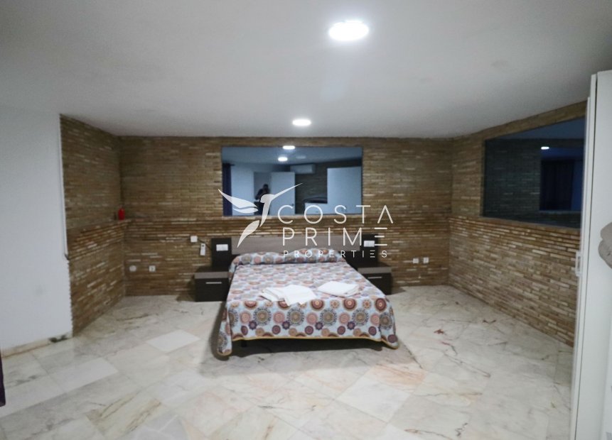 Resale - Apartment / Flat - Benidorm