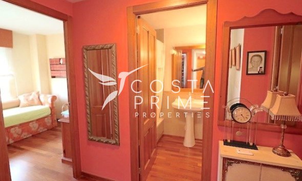 Resale - Apartment / Flat - Benidorm