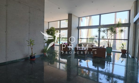 Resale - Apartment / Flat - Benidorm