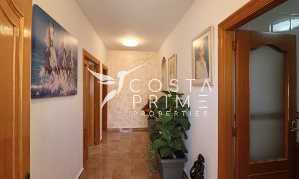 Resale - Townhouse / Semi - La Nucía