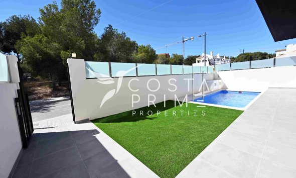 Obra nueva - Chalet / Villa - Orihuela Costa