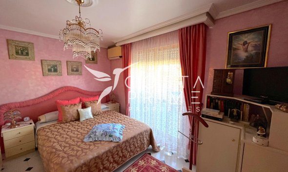 Resale - Apartment / Flat - Benidorm