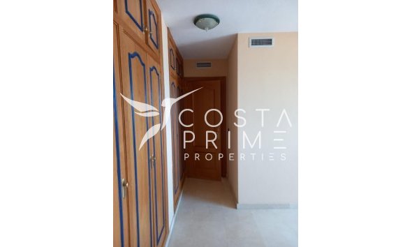 Resale - Apartment / Flat - Benidorm