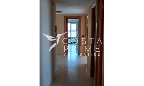 Resale - Apartment / Flat - Benidorm