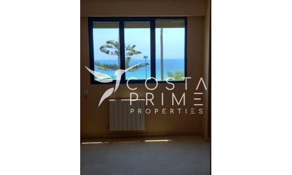 Resale - Apartment / Flat - Benidorm