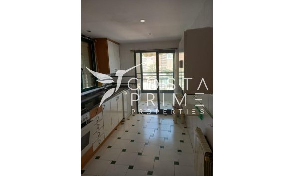 Resale - Apartment / Flat - Benidorm