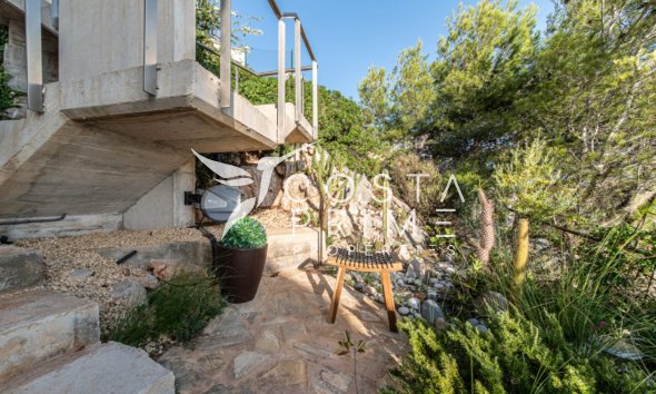 Resale - Villa  - Altea