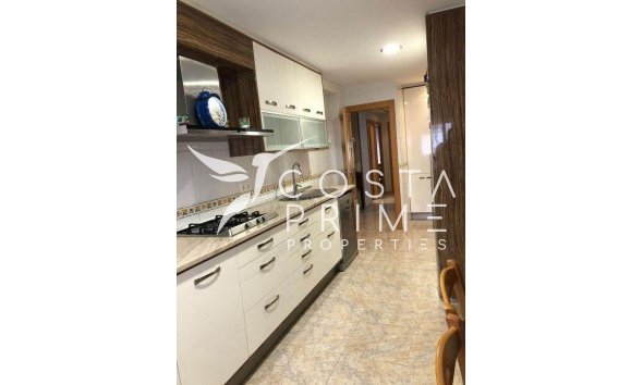 Resale - Apartment / Flat - Benidorm