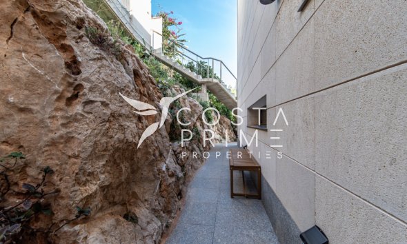 Resale - Villa  - Altea