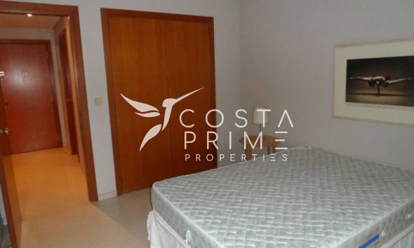 Resale - Apartment / Flat - Benidorm