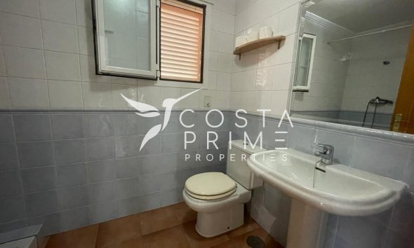 Resale - Townhouse / Semi - La Nucía